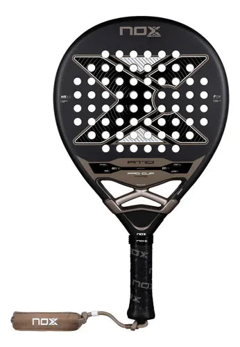 Pala de Padel NOX AT10 Pro Cup HARD By Agustin Tapia 2026